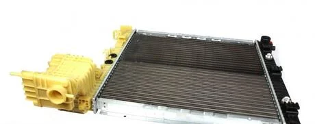 Радіатор охолодження AUTOTECHTEILE 100 5037