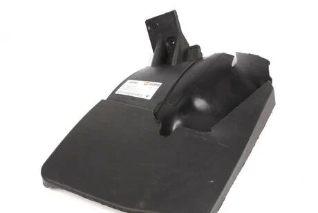 Брызговик (задний) AUTOTECHTEILE 100 8846