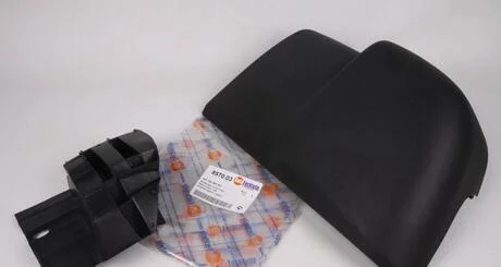 Ікло бампера AUTOTECHTEILE 385 7003