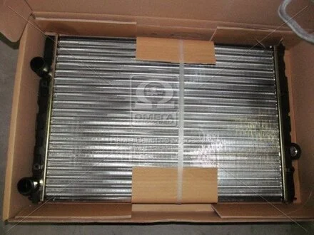 Радиатор охлаждения двигателя VW PASSAT4 1.6/1.8/2.0 MT VWA2119 (Ava) AVA COOLING VNA2119