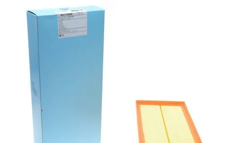Фільтр повітряний BLUE PRINT ADJ132206