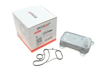 Маслоохладитель двигателя BOGAP C4222100