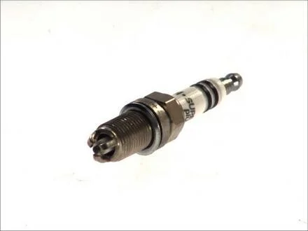 Свеча зажигания BOSCH 0242229799