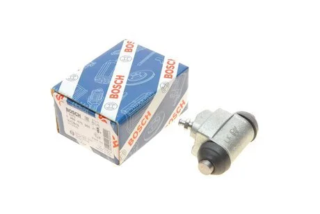 Гальмівний циліндр колісний HYUNDAI H1 RR RR97-07 BOSCH 0986475960