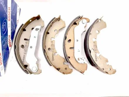 Комплект тормозных колодок BOSCH 0986487599
