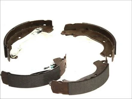 Комплект тормозных колодок BOSCH 0986487717