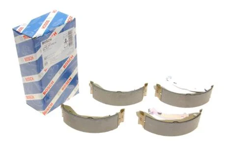 Комплект тормозных колодок BOSCH 0986487852