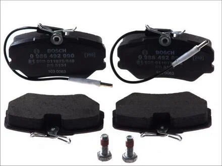 Комплект тормозных колодок. BOSCH 0986492090
