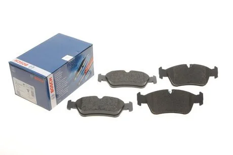 Комплект тормозных колодок. BOSCH 0986494096