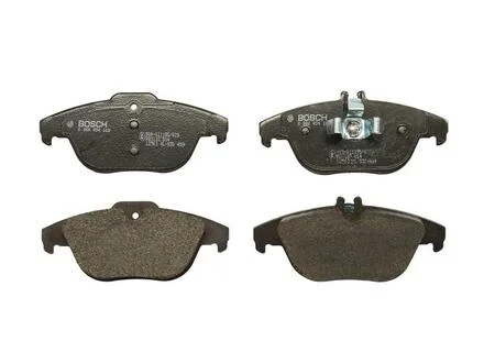 Комплект гальмівних колодок з 4 шт. дисків BOSCH 0986494162 (фото 1)