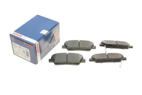 Комплект тормозных колодок, дисковый тормоз BOSCH 0986495370