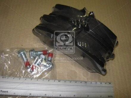 Тормозные колодки CHAMPION 573728CH