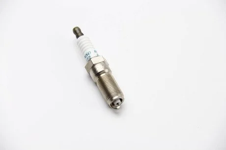 Свеча зажигания DENSO ITV22