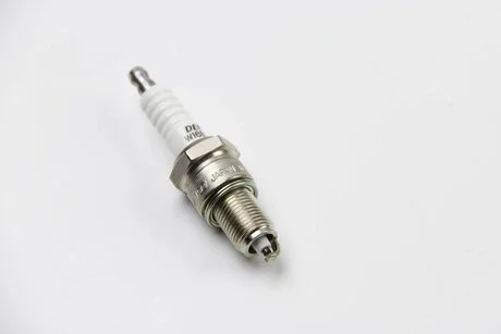 Свіча запалювання Renault/Honda/Mazda/Suzuki/Toyota DENSO W16EXRU