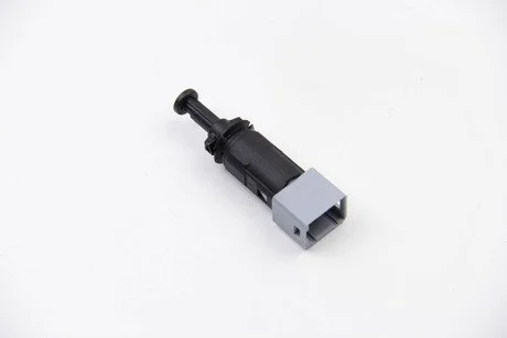 ВИМИКАЧ фонаря сигнала торможения FACET 7.1150