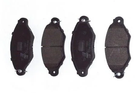 Фото 1 - гальмівні колодки дискові перед. PSA 206/306/Xsara/Renault Kangoo 05.93- FAST FT29532 Гальмівні колодки дискові перед. PSA 206/306/Xsara/Renault Kangoo 05.93- FAST FT29532 (фото 1)