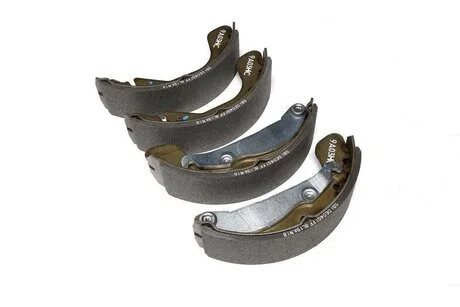 Колодки тормозные задн GM 93747045