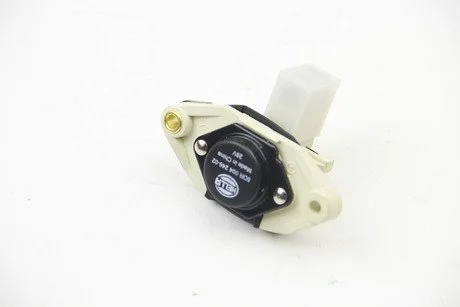 Регулятор напруги генератора HELLA 5DR004246-021