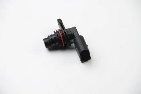 Датчик розподілвалу FABIA/OCTAVIA 10-36, 95- HELLA 6PU009121-451