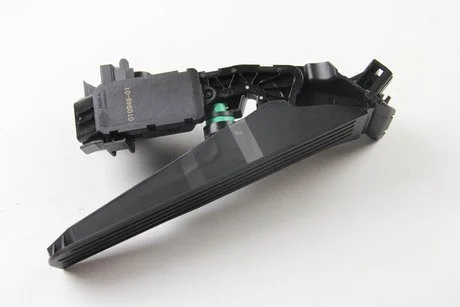 Педаль газу A3/OCTAVIA/SUPERB/PASSAT 1.2-3.6 03-17 HELLA 6PV010946-011