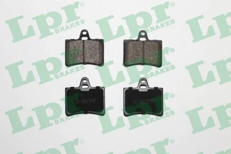 Тормозные колодки дисковые LPR 05P800