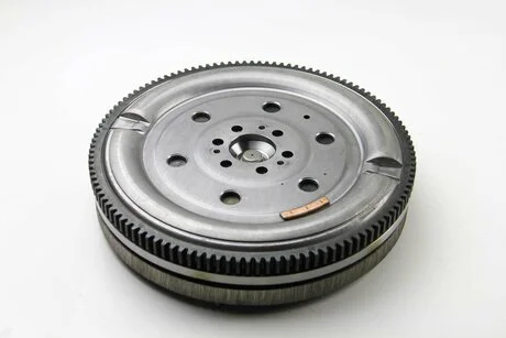 Маховик VW CRAFTER 30-50, 2,0 Tdi, 11-16 LuK 415 0649 10