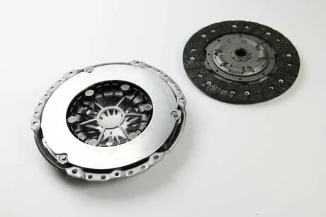 Комплект зчеплення Astra H/Vectra C/Zafira B 1.9CDTi 04- (240mm) LuK 624 3226 19