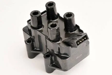 Котушка запалювання MAGNETI MARELLI 060717044012