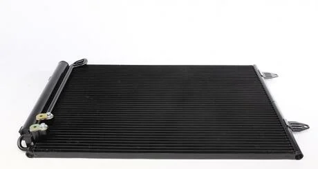 Радиатор кондиционера MAHLE MAHLE / KNECHT AC 666 000S