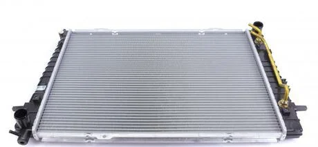 Радиатор охлаждения MAHLE MAHLE / KNECHT CR 1321 000S