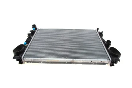 Радіатор охолодження двигуна MAHLE / KNECHT CR 302 000S