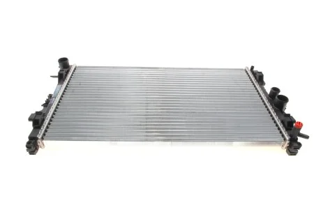 Радіатор охолодження двигуна MAHLE / KNECHT CR 608 000P
