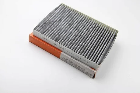 Фильтр салона (угольный) MAHLE / KNECHT LAK 182