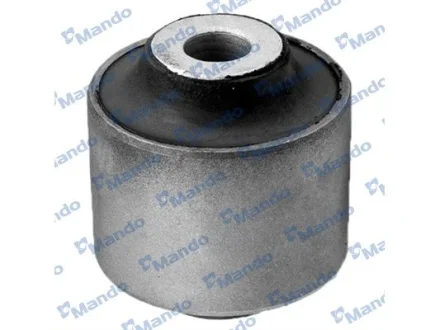 Сайлентблок важеля VW AMAROK передн. ниж MANDO MCC015639