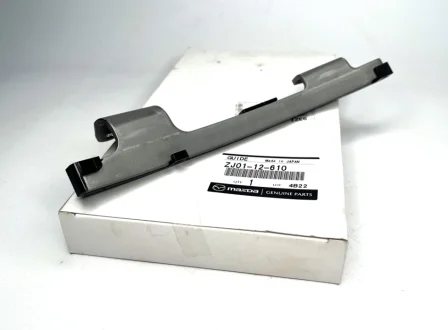 Направляюча ланцюга (Заспокійник ланцюга ГРМ) MAZDA ZJ01-12-610