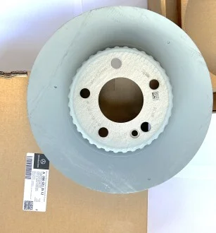Диск тормозной Mercedes C W205 / E W213/C238 MERCEDES-BENZ A0004212512