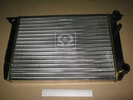 Радіатор охолодження AUDI 80/90 (B3) (86-) 1.4 NISSENS 604611