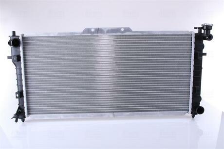 Радиатор системы охлаждения NISSENS 62392A (фото 1)
