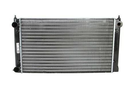 Радіатор системи охолодження NISSENS 651511