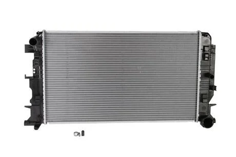 Радіатор охолодження MERCEDES SPRINTER W 906 (06-) NISSENS 67156A