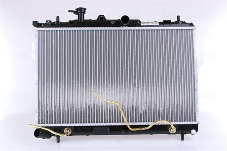 Радиатор охлаждения HYUNDAI MATRIX (FC) (01-) AT NISSENS 67480 (фото 1)