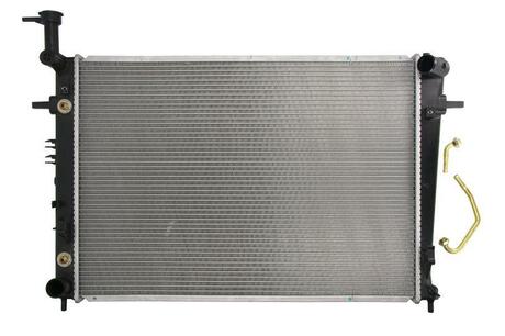 Радиатор системы охлаждения NISSENS 675005