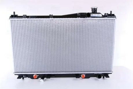 Радіатор системи охолодження NISSENS 68115