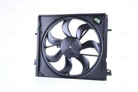 Вентилятор двигуна NISSAN QASHQAI (J11) (13-) NISSENS 85946 (фото 1)