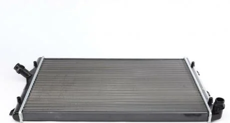 Радіатор охолодження двигуна NRF 53425A