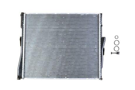 Радіатор охолодження двигуна BMW X3 03- NRF 53956 (фото 1)