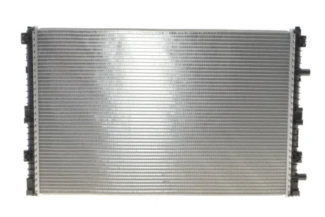 Радіатор охолодження двигуна AUDI A6 18- NRF 550255