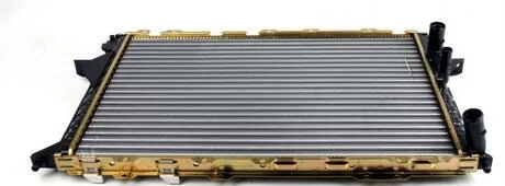 Радіатор системи охолодження двигуна NRF 58868