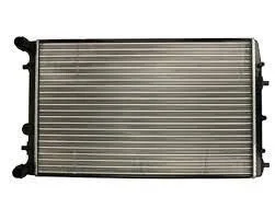 Радіатор охолодження Skoda Fabia 10-20 0899- Polcar 691308A5