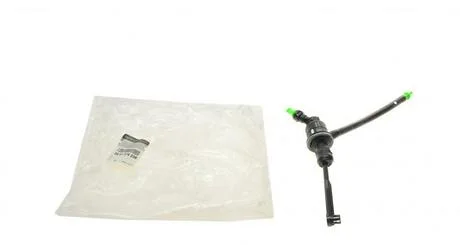 Циліндр зчеплення головний 2,0 16V Duster 2011- RENAULT 306107623R